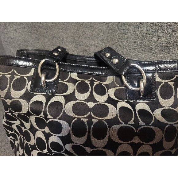 Coach Signature Turn Lock Tote Bag Black Silver Enamel Canvas Authentic - Picture 13 of 16